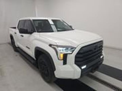 Certified 2025 Toyota Tundra SR5 AWD/4WD image 1
