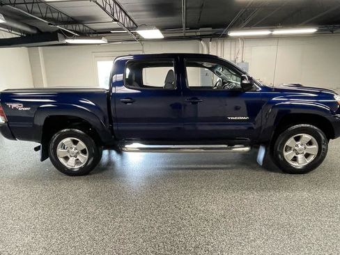 Used 2012 Toyota Tacoma 4x4 Double Cab w/ TRD Sport Pkg image 8