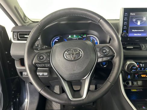 Used 2022 Toyota RAV4 Limited image 12