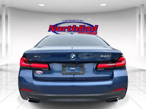 Used 2022 BMW 540i xDrive w/ M Sport Package AWD/4WD image 4