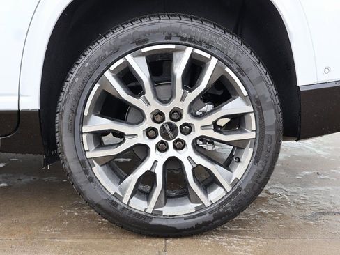 New 2026 GMC Acadia Denali Ultimate w/ LPO, Floor Liner Package image 47