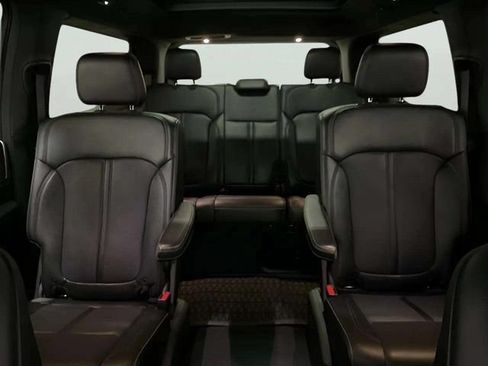 Used 2024 Jeep Wagoneer Series II w/ Premium Group I AWD/4WD image 72