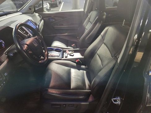 Used 2016 Honda Pilot Touring image 15