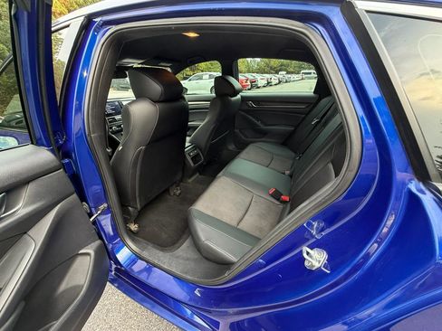 Used 2021 Honda Accord Sport image 10