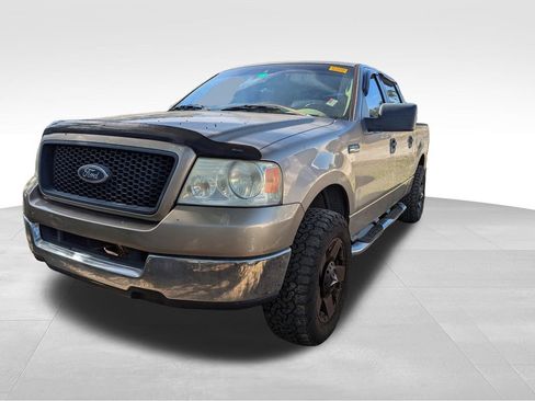 Used 2005 Ford F150 XLT image 9