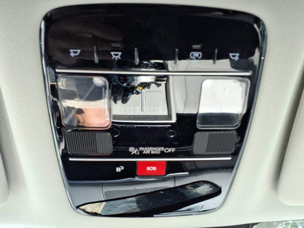 Used 2026 Hyundai Santa Fe SEL FWD image 26