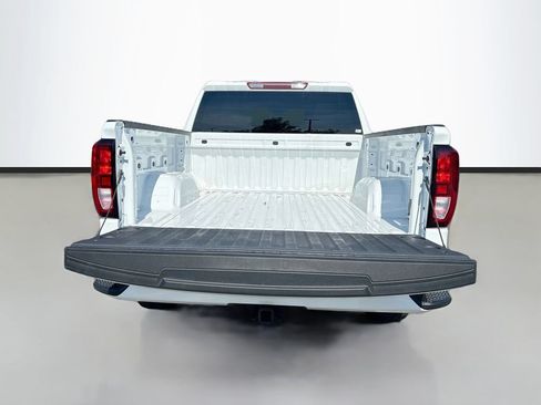 Used 2025 GMC Sierra 1500 Elevation AWD/4WD image 9