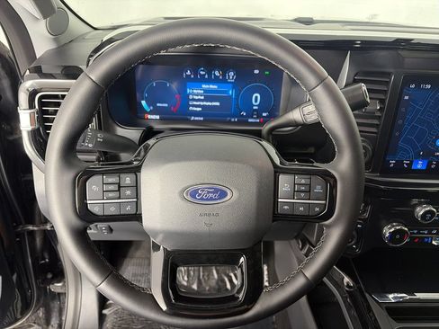 Used 2026 Ford F250 Lariat w/ Black Appearance Package AWD/4WD image 16
