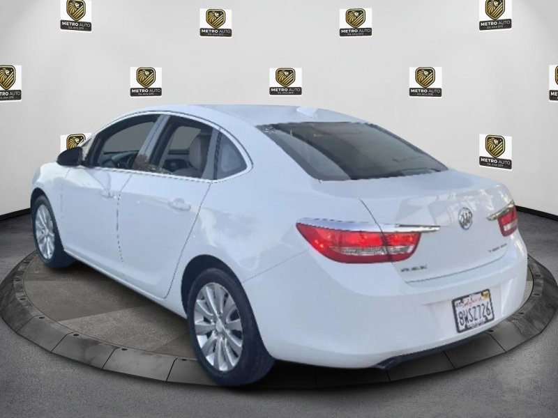 Used 2015 Buick Verano FWD image 15