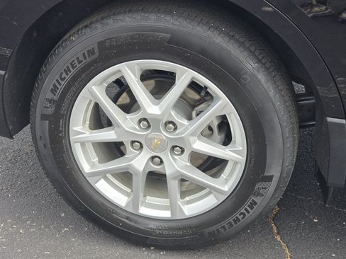 Used 2023 Chevrolet Equinox LS FWD image 7