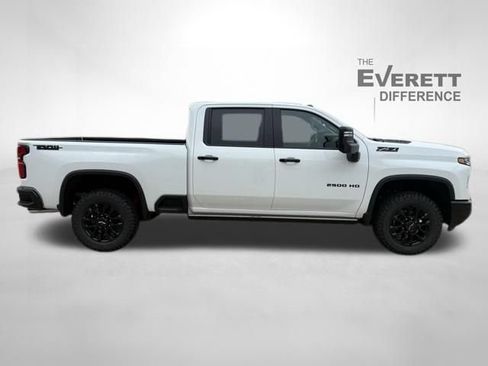 Used 2026 Chevrolet Silverado 2500 LTZ w/ Trail Boss Package AWD/4WD image 8