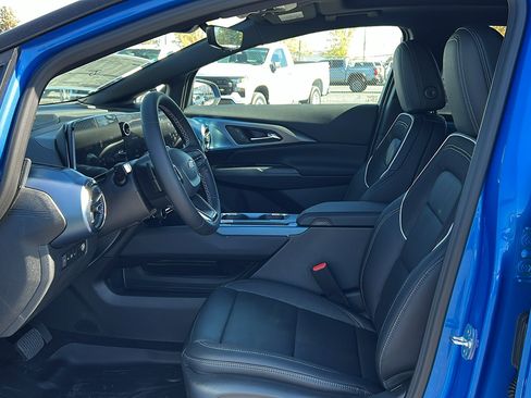 New 2026 Chevrolet Equinox EV LT image 28