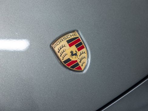 Certified 2024 Porsche 911 Carrera RWD image 15