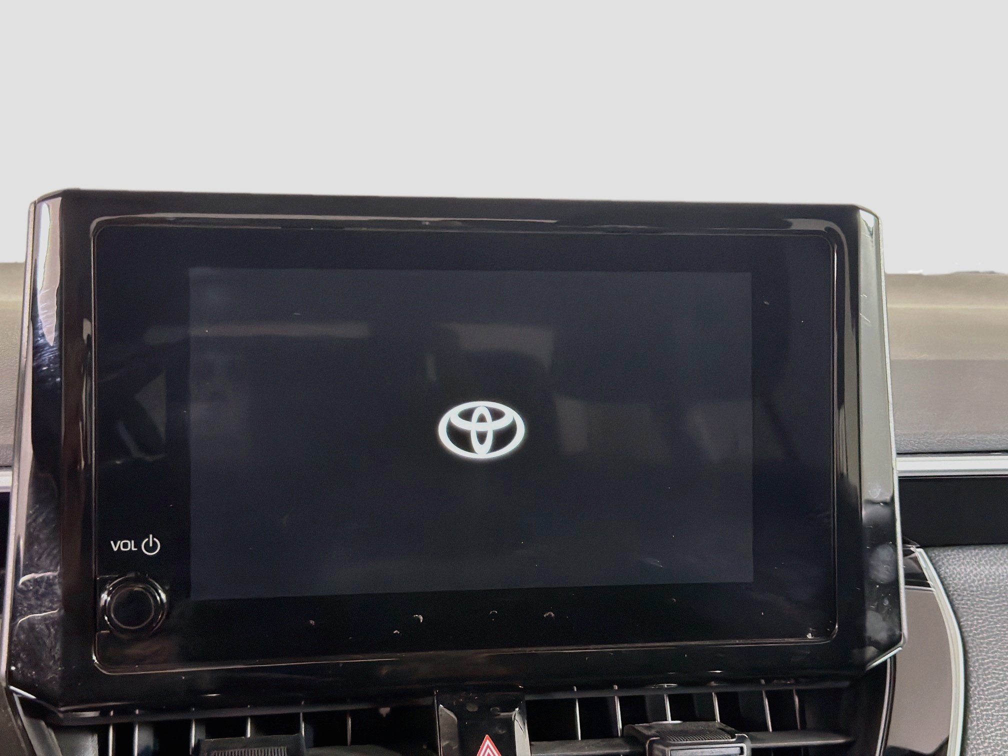 Used 2026 Toyota Corolla LE FWD image 19