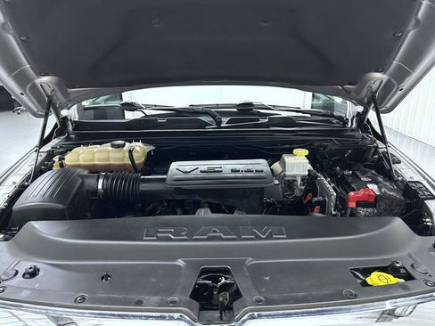 Used 2019 RAM 1500 Big Horn AWD/4WD image 24