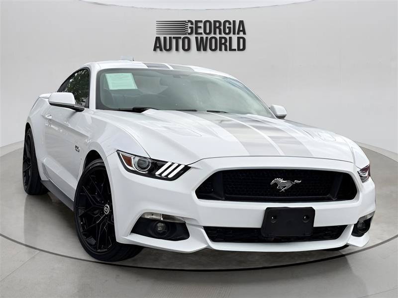 Used 2017 Ford Mustang GT RWD image 9