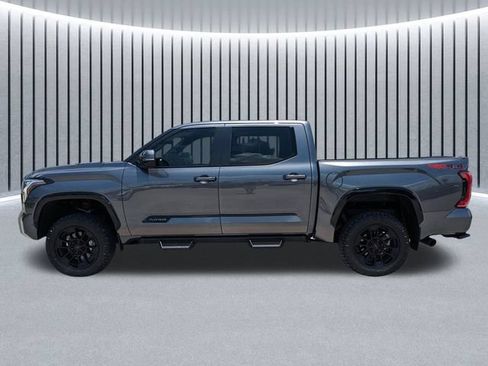 Used 2024 Toyota Tundra Platinum w/ TRD Off-Road Package AWD/4WD image 7