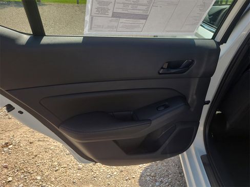 New 2025 Nissan Altima 2.5 SV w/ SV Premium Package image 10