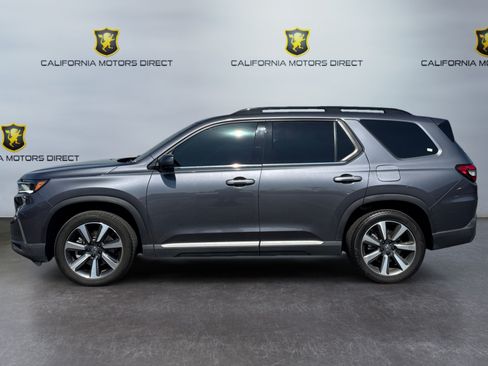 Used 2025 Honda Pilot Elite image 2