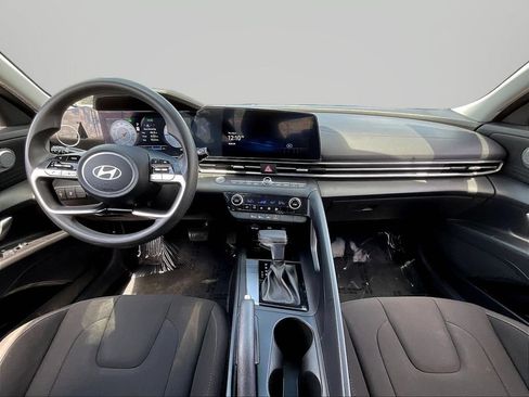 Certified 2024 Hyundai Elantra SEL FWD image 7