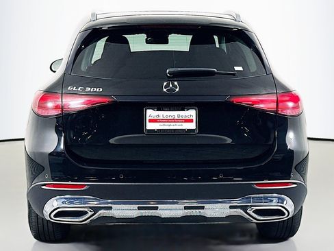 Used 2023 Mercedes-Benz GLC 300 image 3