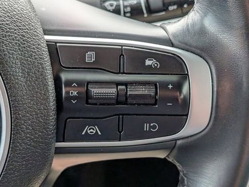 Used 2025 Kia Sportage EX FWD image 26