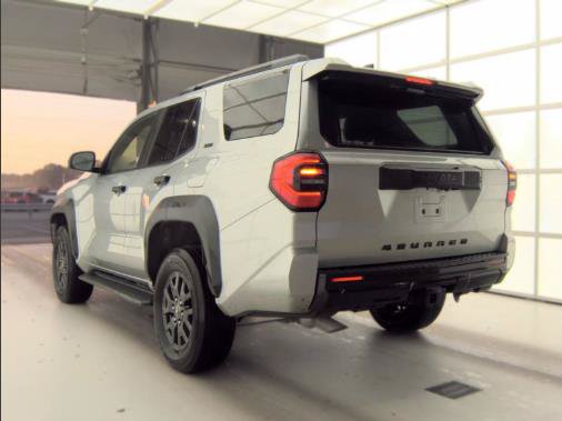 Used 2025 Toyota 4Runner SR5 AWD/4WD image 3