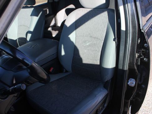 Used 2018 RAM 1500 Classic SLT image 34