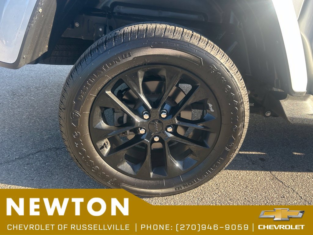 Used 2022 Jeep Gladiator Overland AWD/4WD image 17