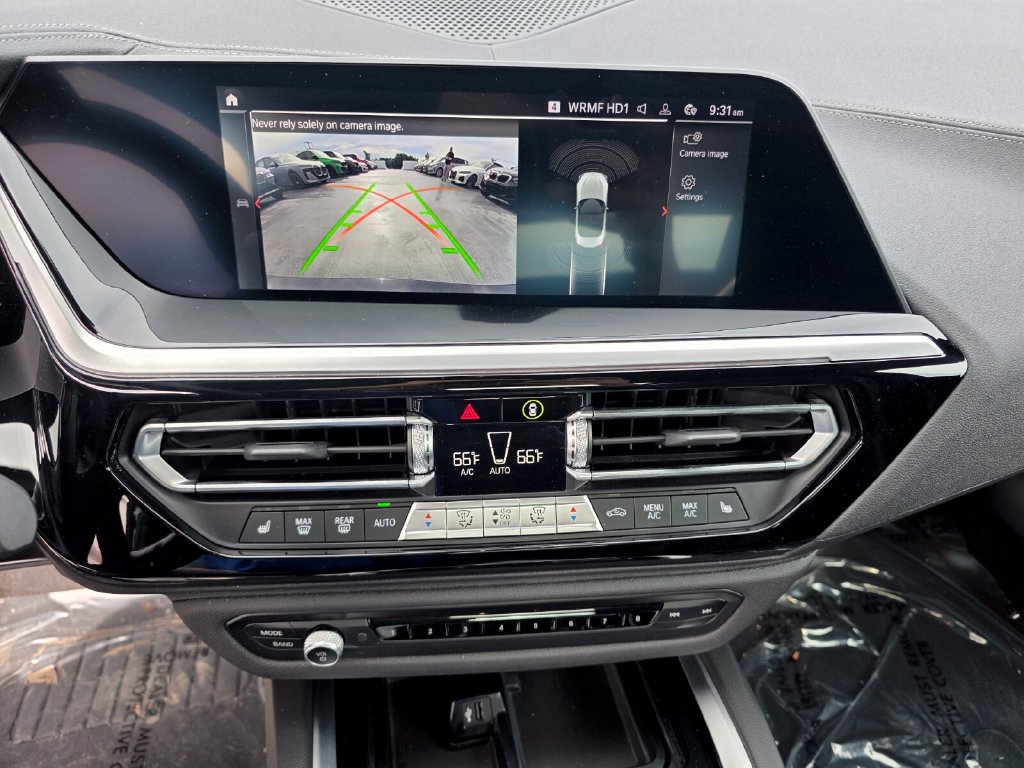 Used 2022 BMW Z4 M40i w/ Driving Assistance Package RWD image 16