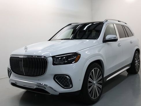 Used 2026 Mercedes-Benz Maybach GLS 600 4MATIC image 64