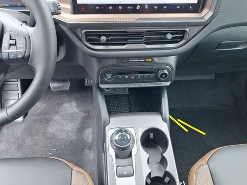 Used 2026 Ford Bronco Sport Outer Banks image 13