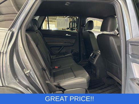 Used 2023 Volkswagen Atlas Cross Sport SE image 14