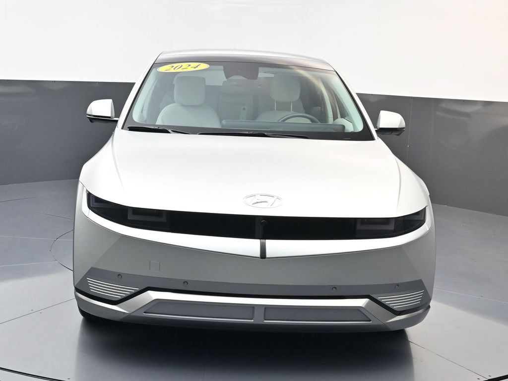 Certified 2024 Hyundai Ioniq 5 Limited RWD image 9