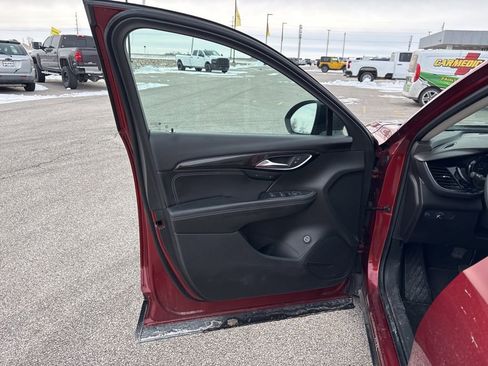 Used 2021 Buick Envision Essence w/ Sport Touring Package image 24