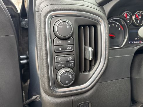 Used 2019 Chevrolet Silverado 1500 RST w/ All-Star Edition image 18