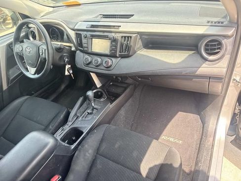 Used 2017 Toyota RAV4 LE FWD image 16