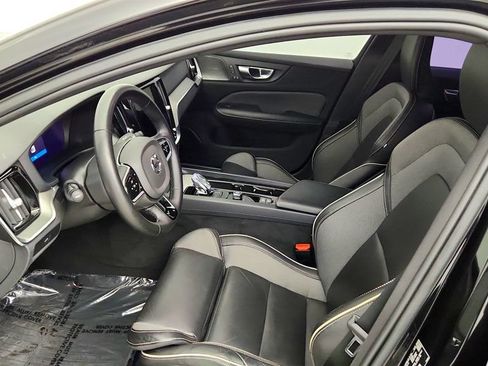 Used 2024 Volvo S60 B5 Plus w/ Climate Package FWD image 19