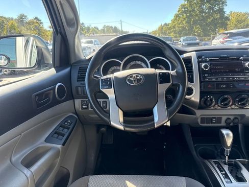 Used 2012 Toyota Tacoma 4x4 Double Cab image 20
