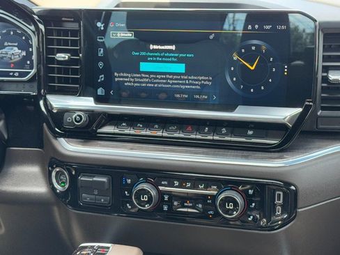 Used 2022 Chevrolet Silverado 1500 LTZ w/ LTZ Premium Package AWD/4WD image 13