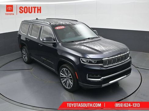 Used 2022 Jeep Grand Wagoneer Series III AWD/4WD image 55