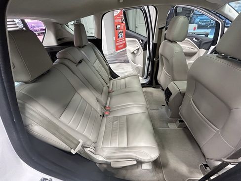 Used 2016 Ford C-MAX SEL w/ Equipment Group 302A image 42