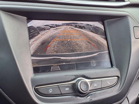 Used 2023 Chevrolet TrailBlazer LT image 8