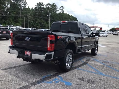 Used 2023 Ford F350 Lariat w/ Chrome Package AWD/4WD image 4