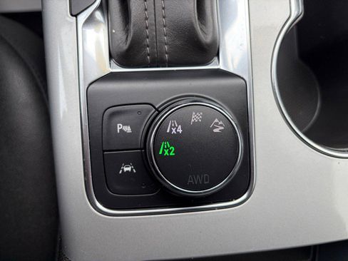 Used 2023 Chevrolet Blazer LT image 15