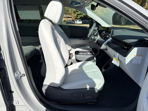 New 2026 Hyundai Ioniq 5 Limited image 27
