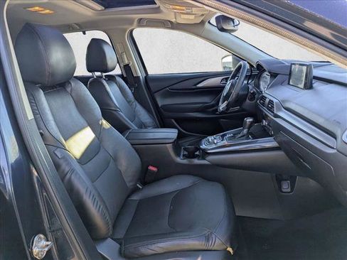 Used 2018 MAZDA CX-9 Touring w/ Touring Premium Package image 19