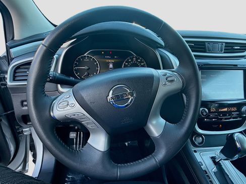 Used 2017 Nissan Murano SV FWD image 10