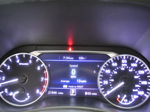 Used 2025 Nissan Sentra SV FWD image 17