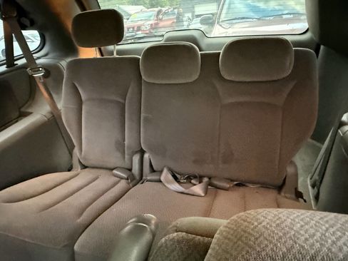 Used 2006 Dodge Grand Caravan SXT image 16